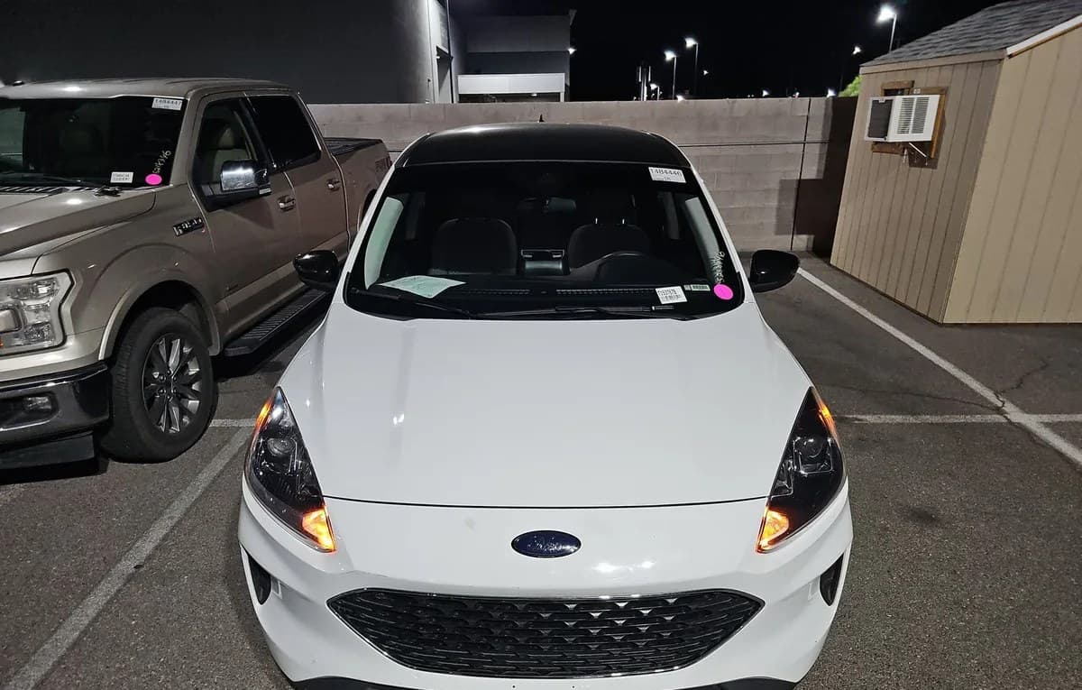 2021 FORD ESCAPE SE 3