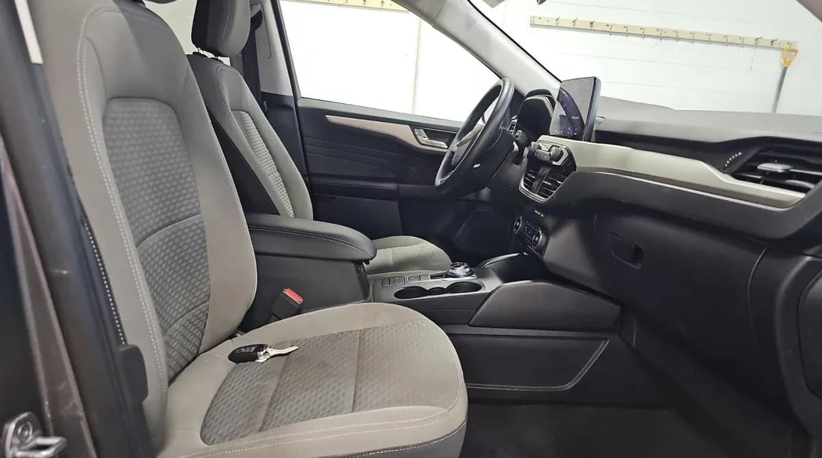 2021 FORD ESCAPE SE 5