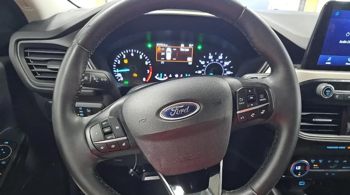 2021 FORD ESCAPE SE 6