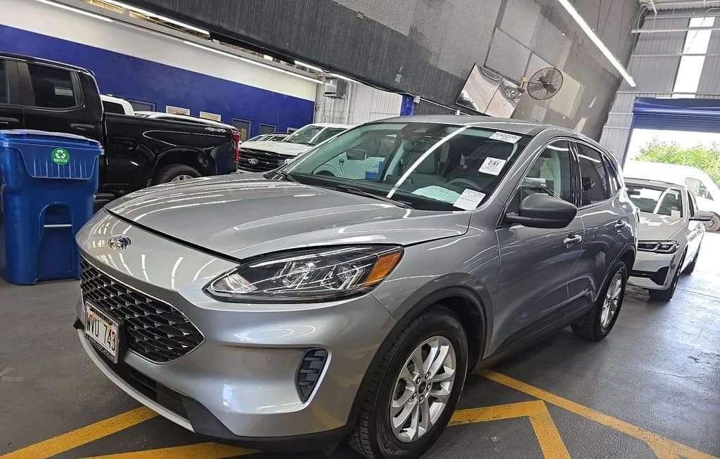 2022 FORD ESCAPE SE