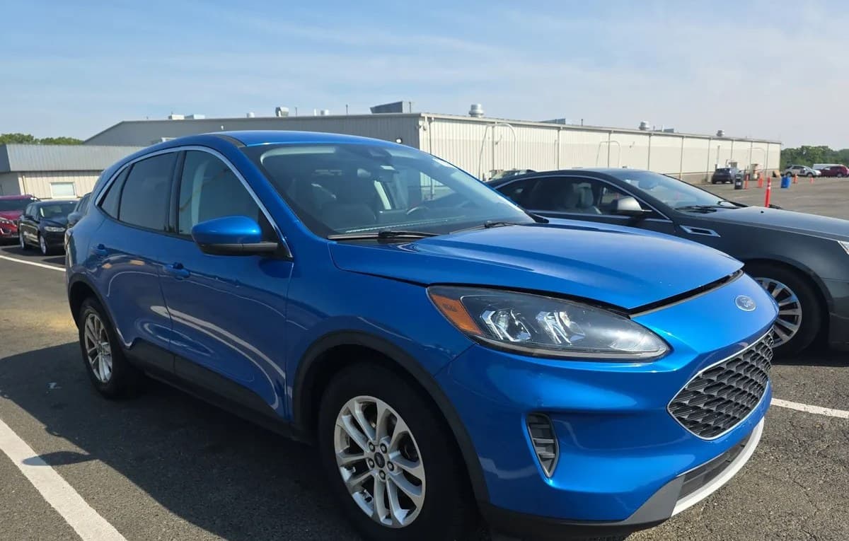 2021 FORD ESCAPE SE 3