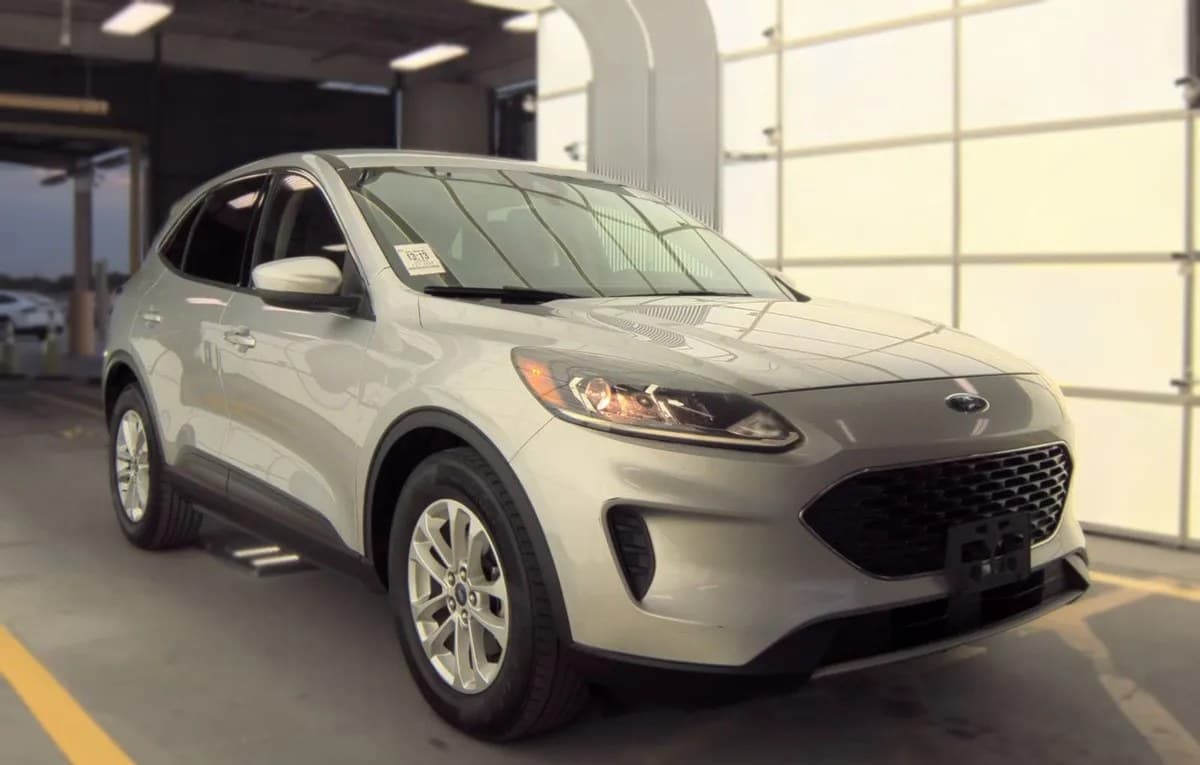 2020 FORD ESCAPE SE 3