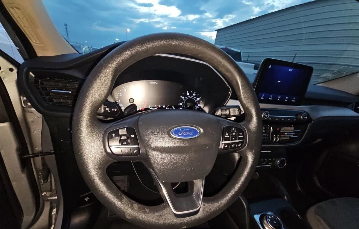 2020 FORD ESCAPE SE 6