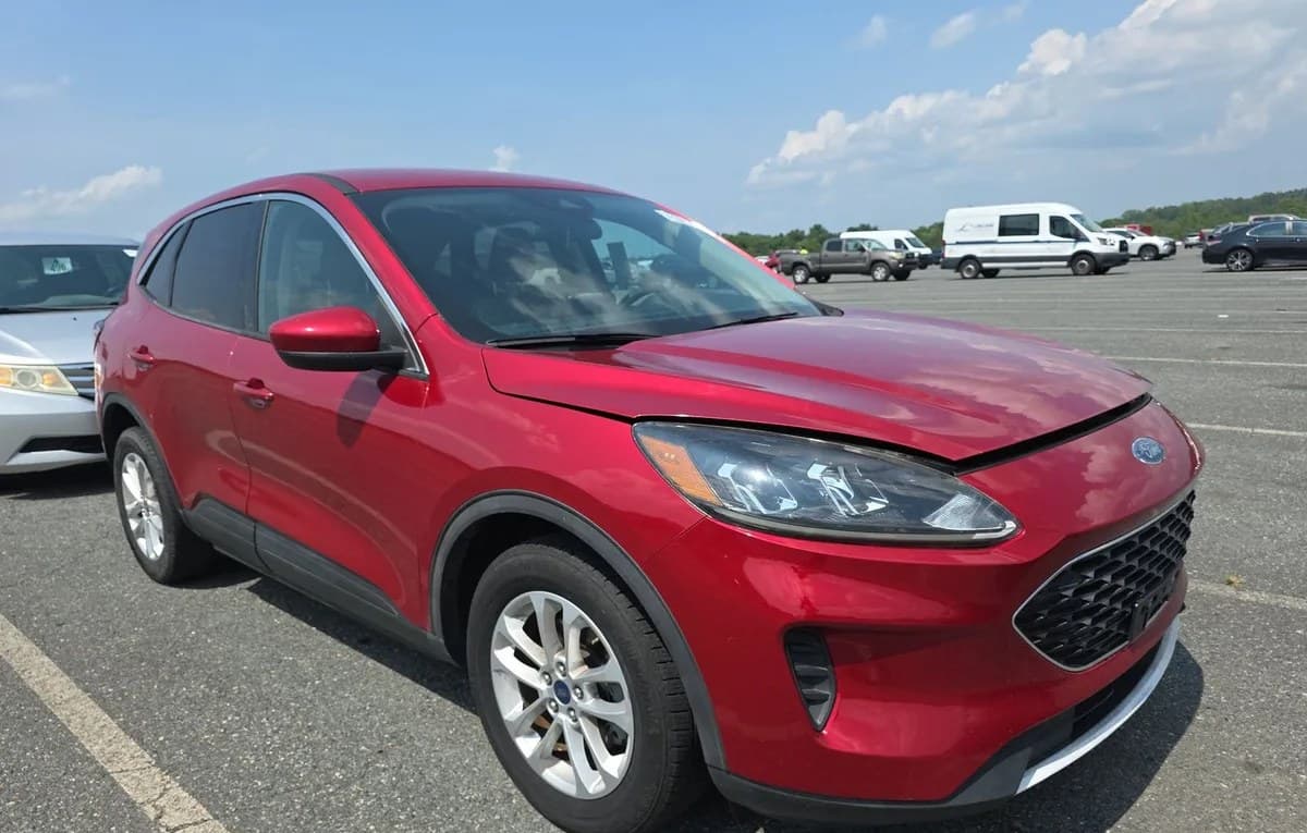 2020 FORD ESCAPE SE 4
