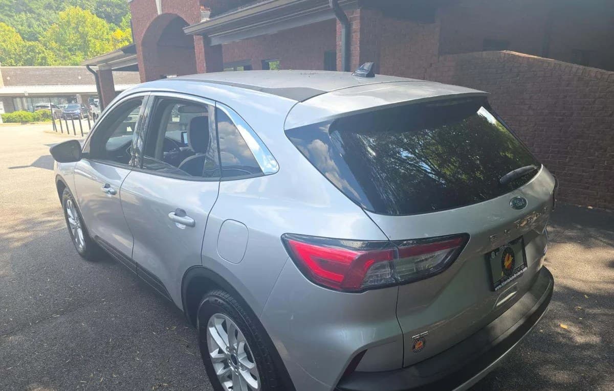 2020 FORD ESCAPE SE 2