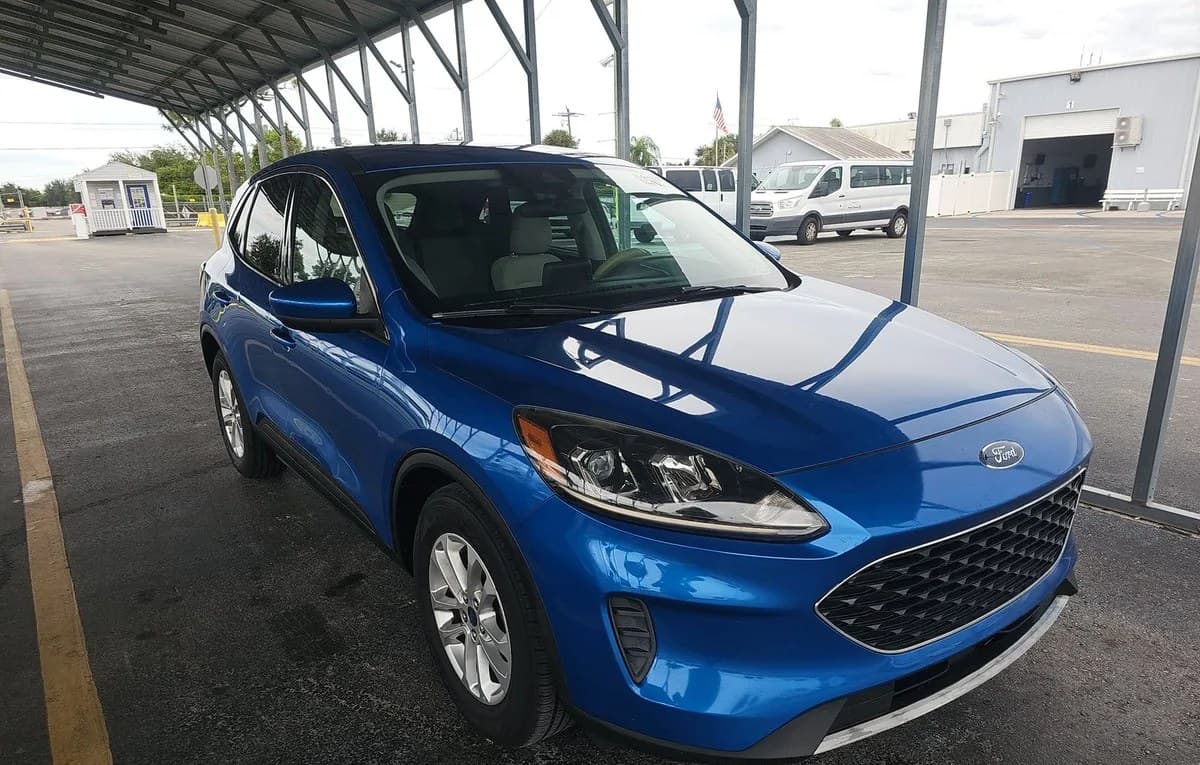 2020 FORD ESCAPE SE 3