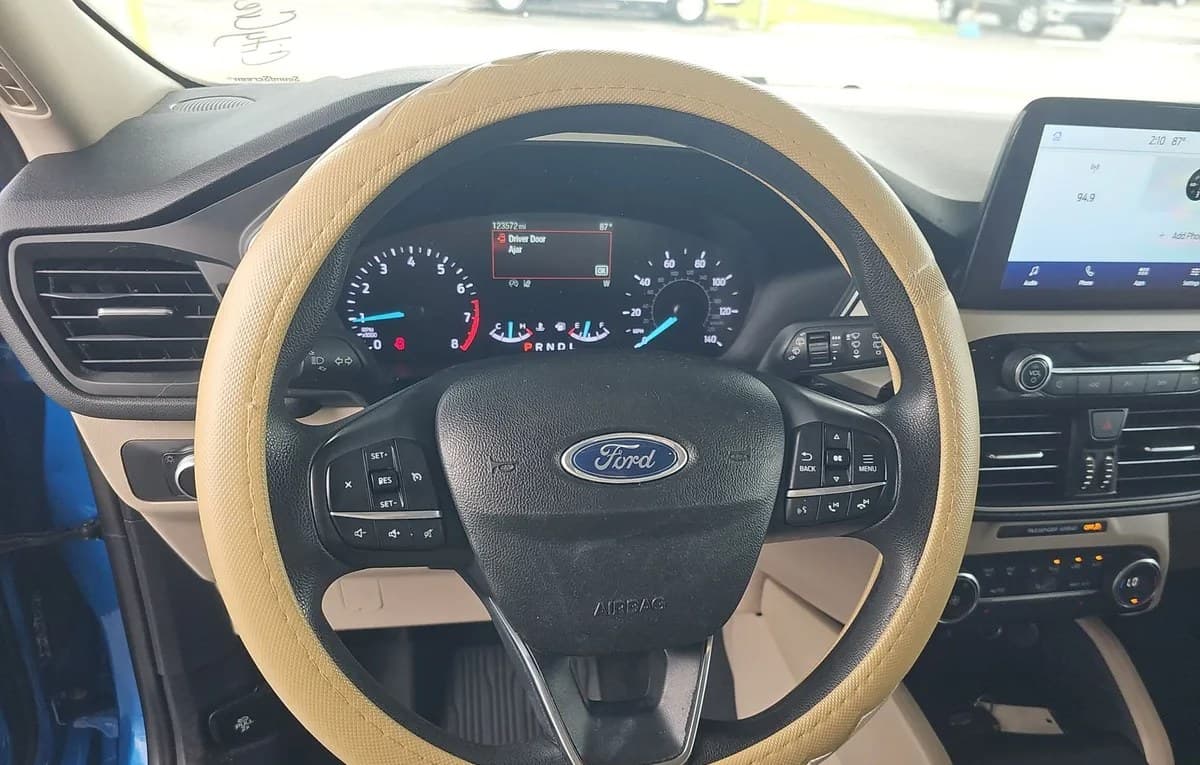 2020 FORD ESCAPE SE 6