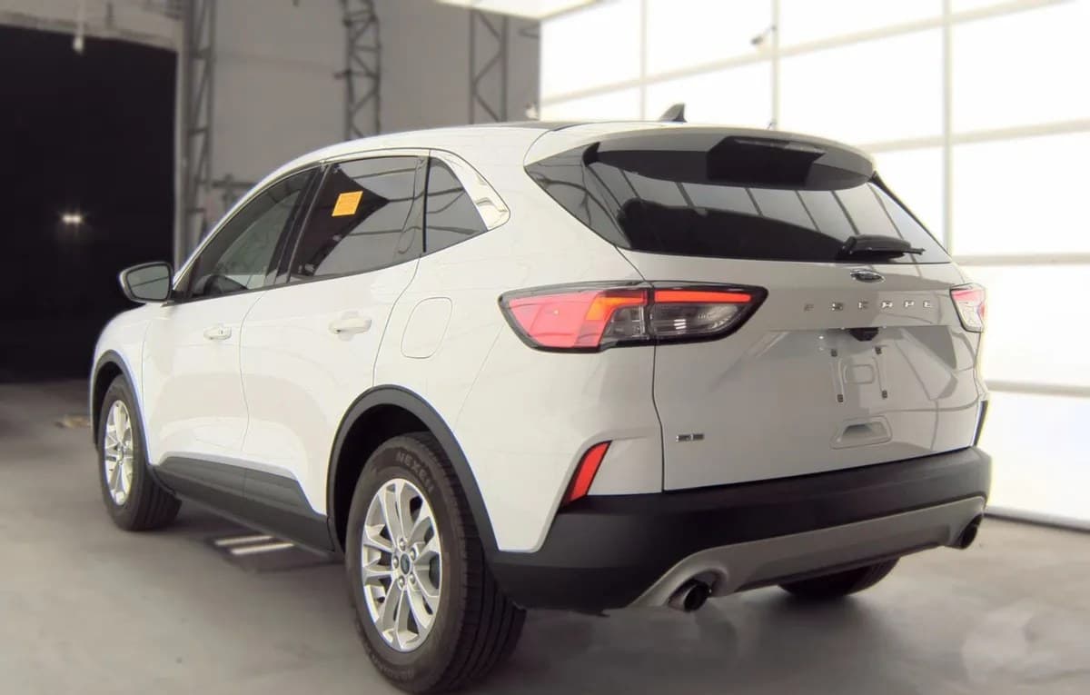 2021 FORD ESCAPE SE 5