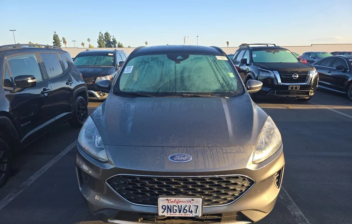 2021 FORD ESCAPE SE 3
