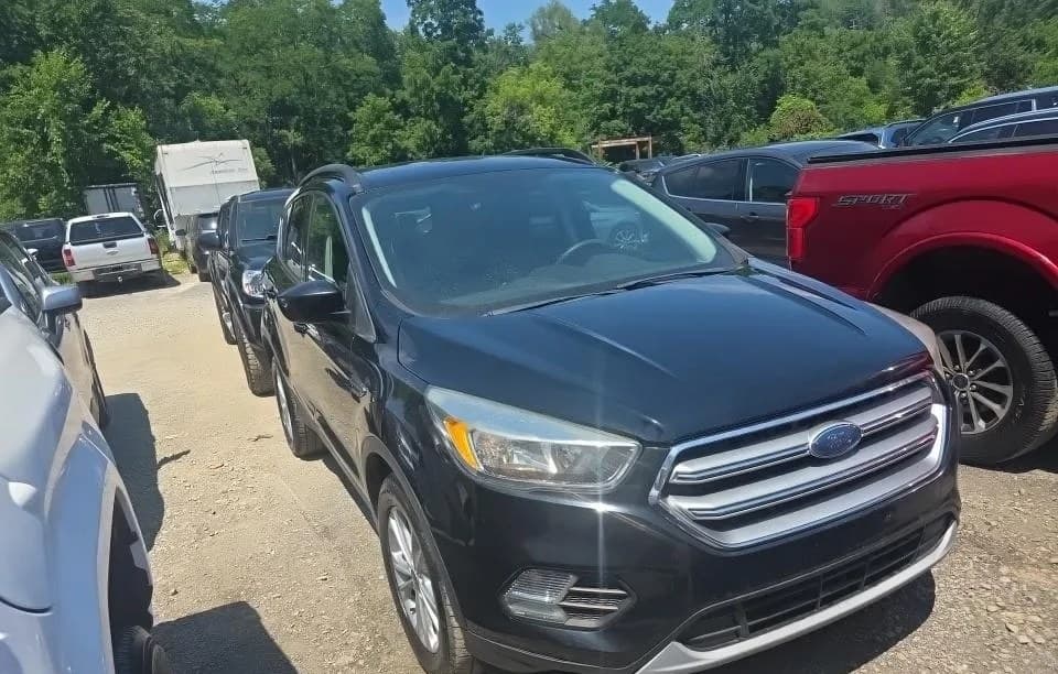 2017 FORD ESCAPE SE 3