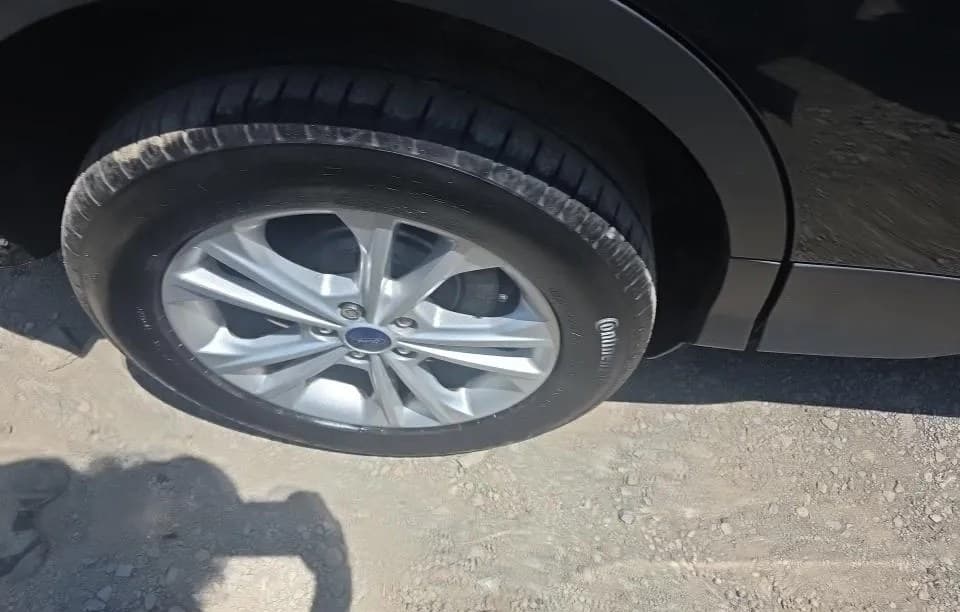 2017 FORD ESCAPE SE 6