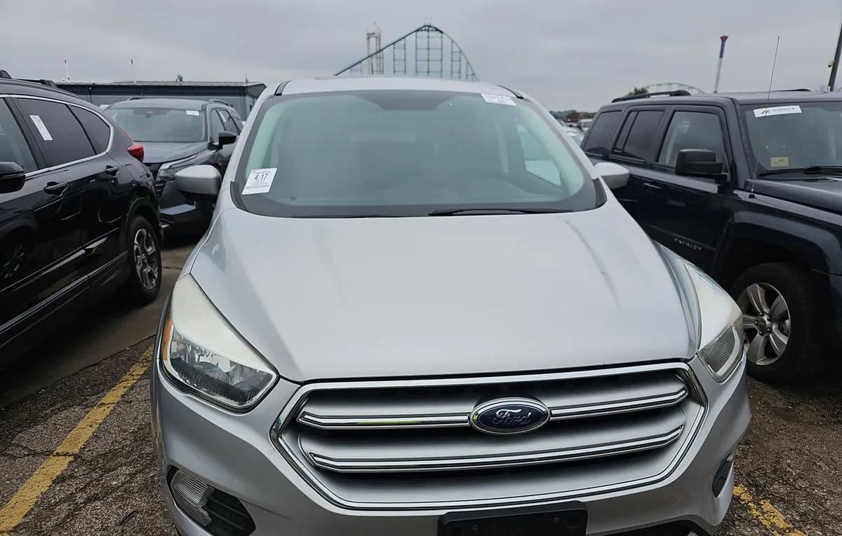 2017 FORD ESCAPE SE 2