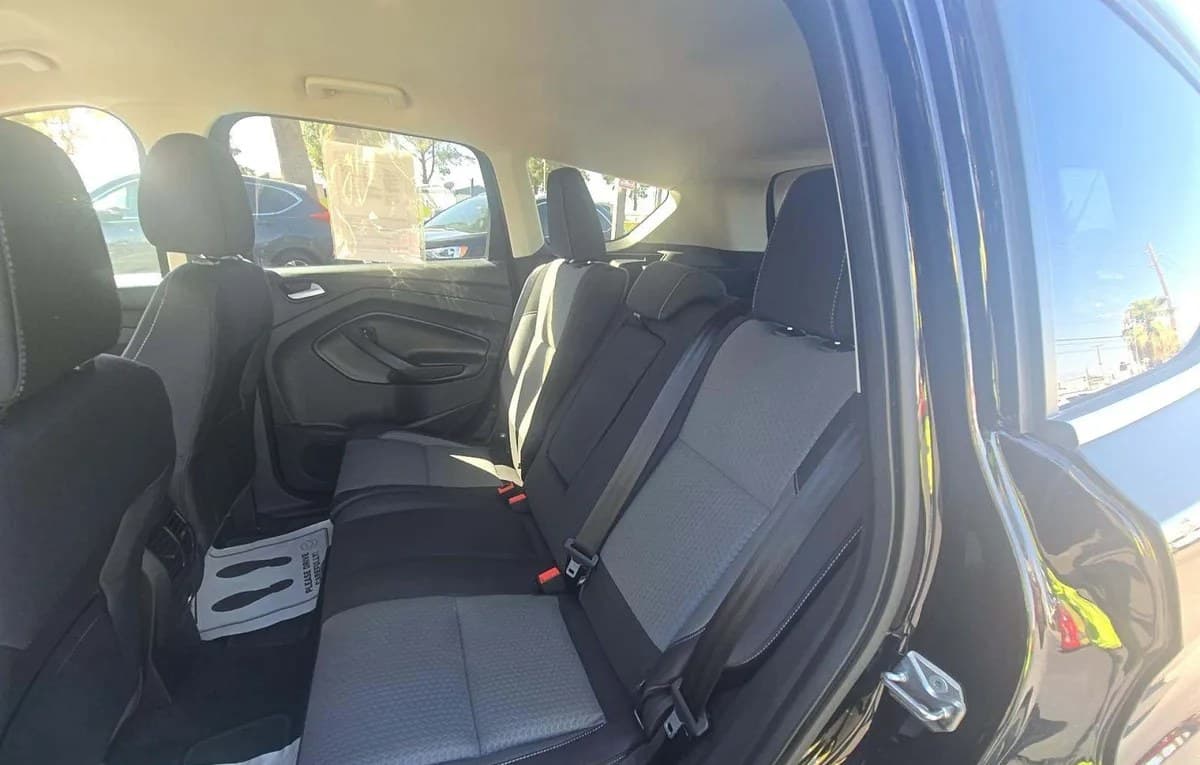 2017 FORD ESCAPE SE 7