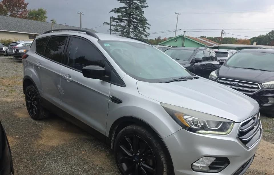 2019 FORD ESCAPE SE 4