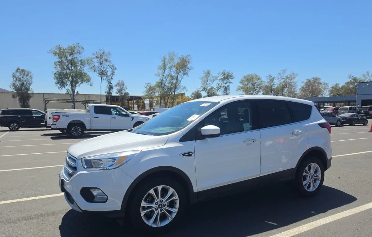 2019 FORD ESCAPE SE 2
