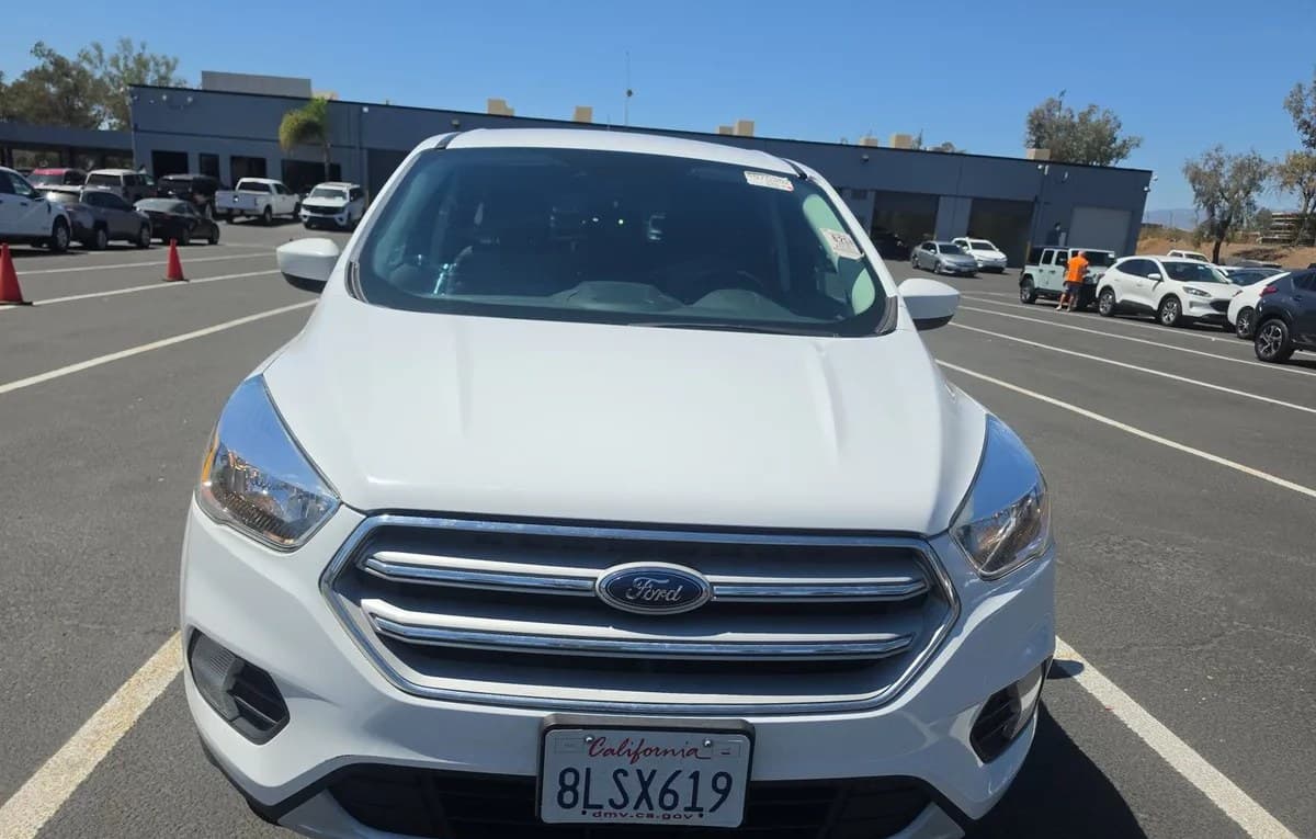 2019 FORD ESCAPE SE 3