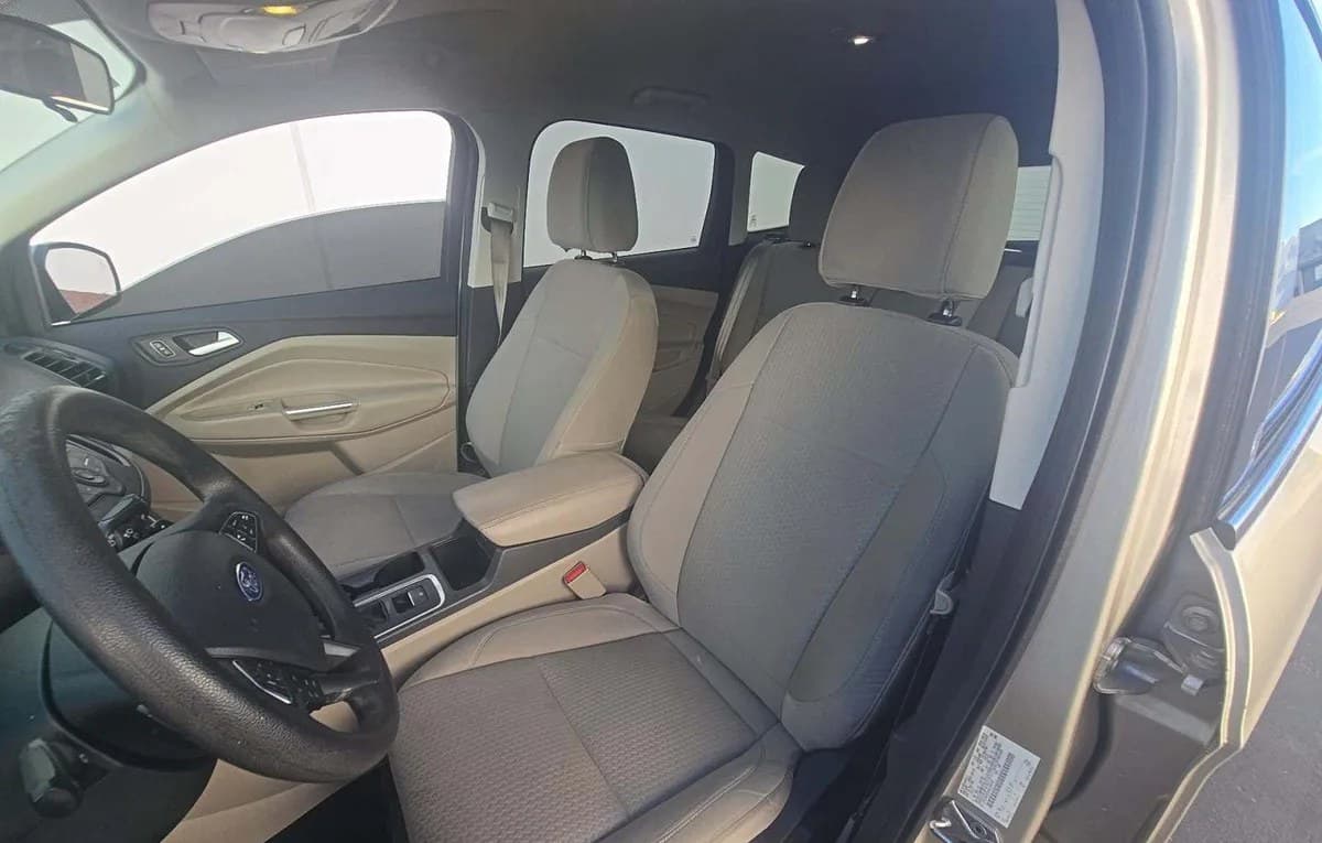 2017 FORD ESCAPE SE 3