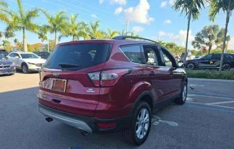 2018 FORD ESCAPE SE 4