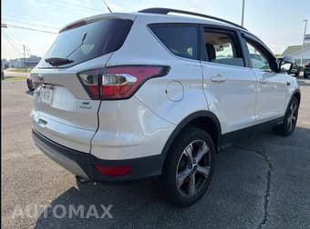 2017 FORD ESCAPE SE 7