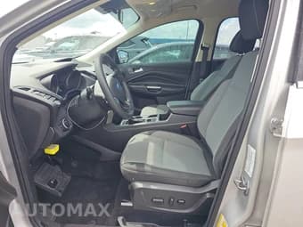 2017 FORD ESCAPE SE 8