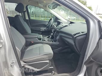 2017 FORD ESCAPE SE 9