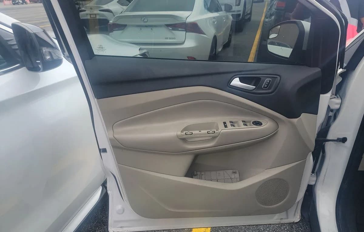 2019 FORD ESCAPE SE 5