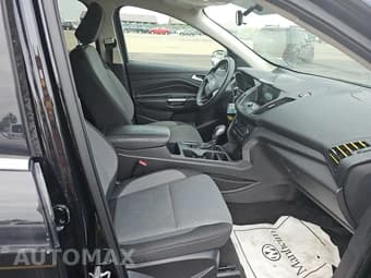 2019 FORD ESCAPE SE 9