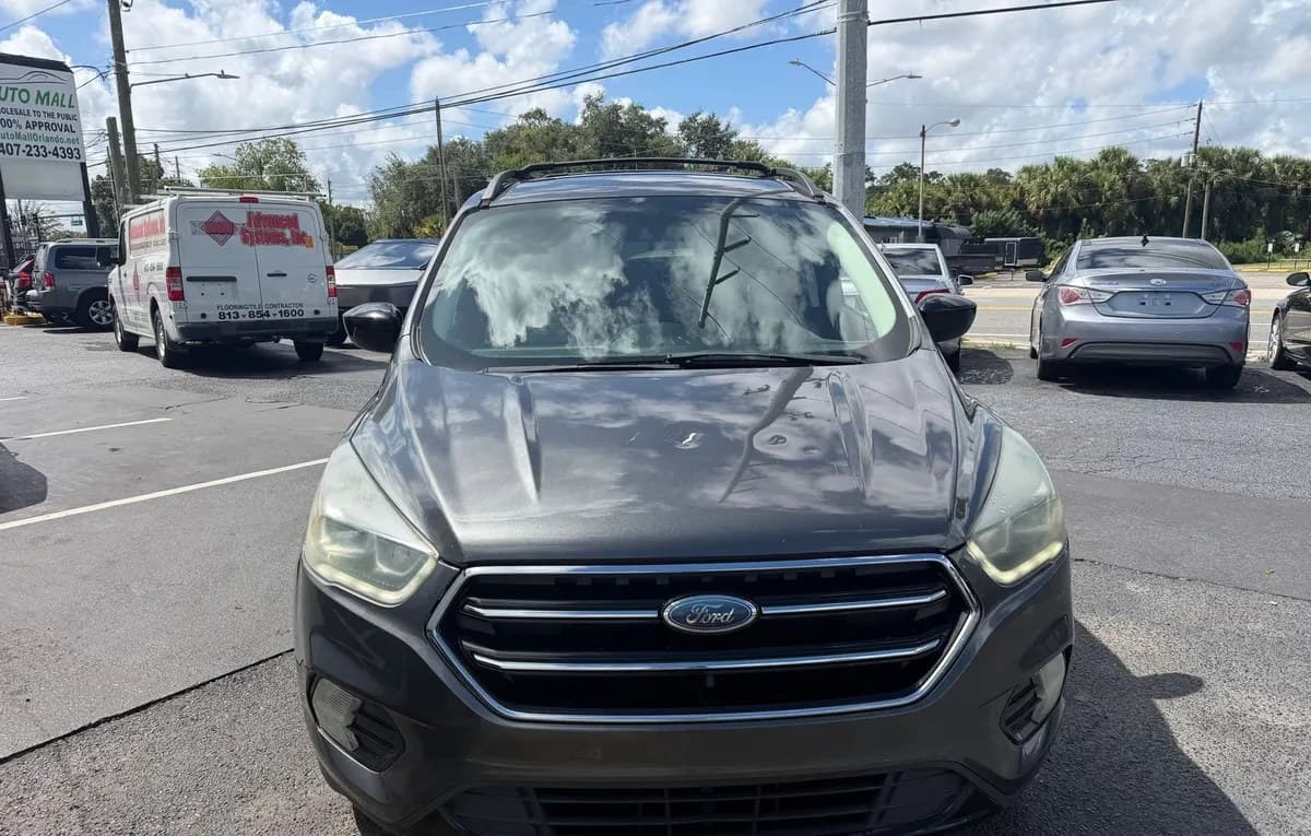 2017 FORD ESCAPE SE 2
