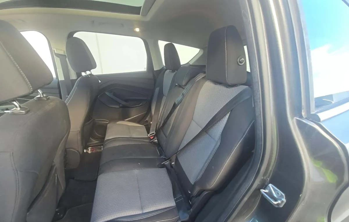 2017 FORD ESCAPE SE 6