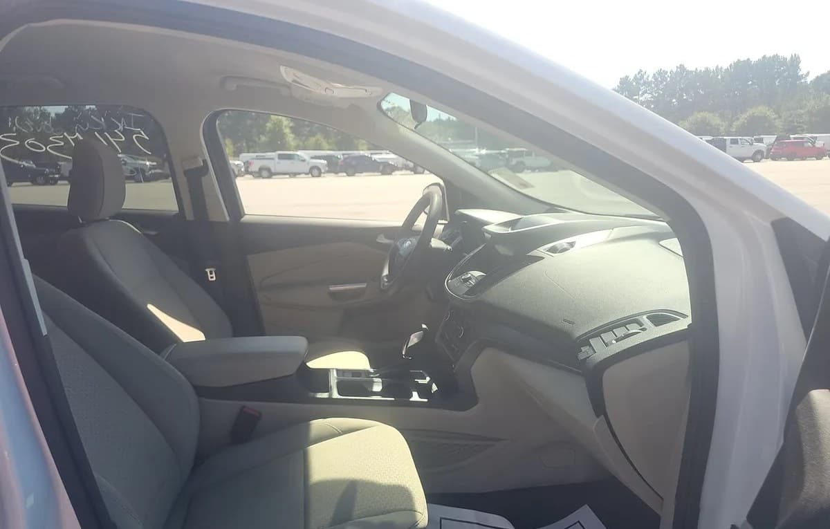 2019 FORD ESCAPE SE 5