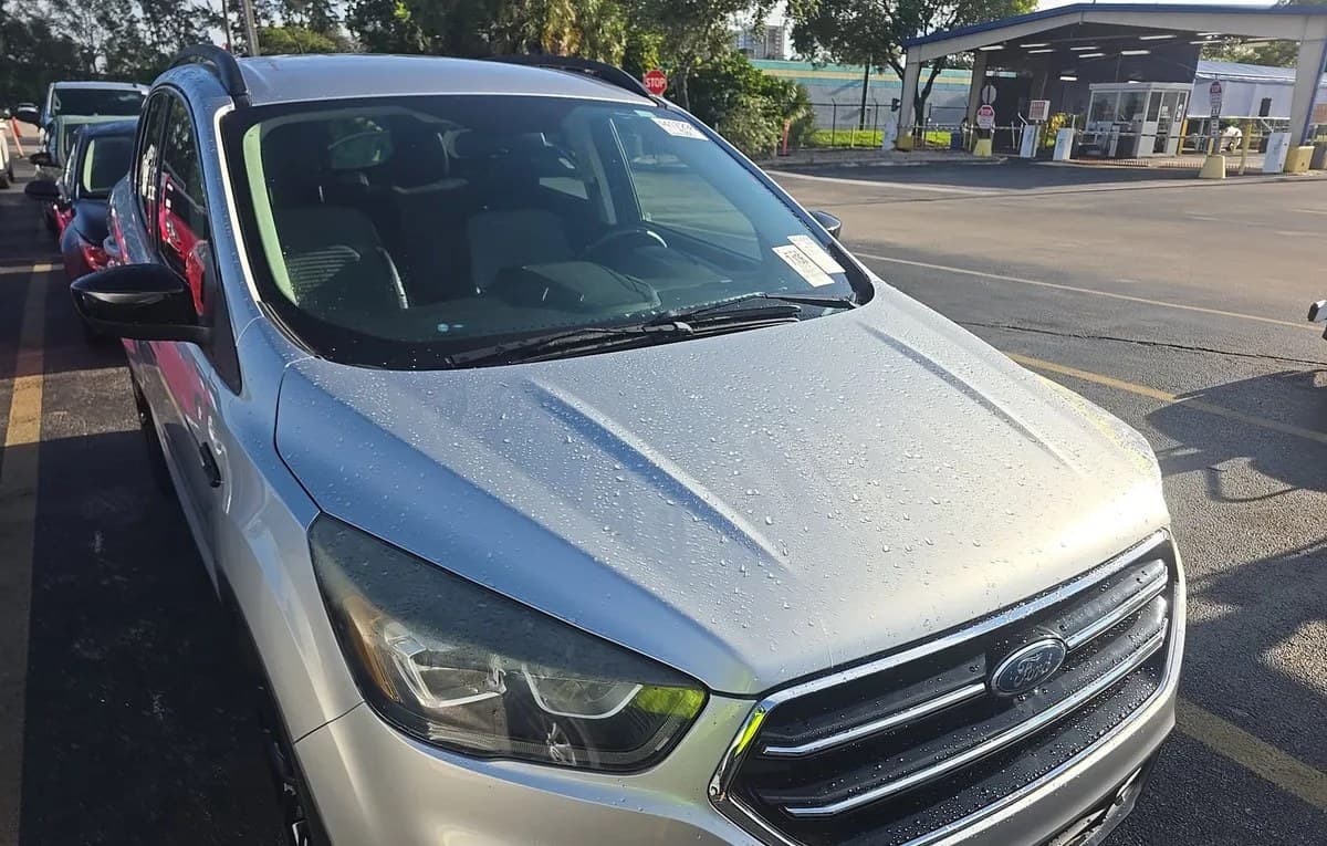 2019 FORD ESCAPE SE 4