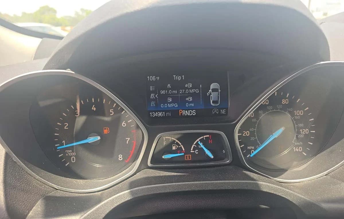 2017 FORD ESCAPE SE 5