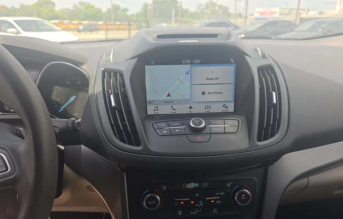 2017 FORD ESCAPE SE 6