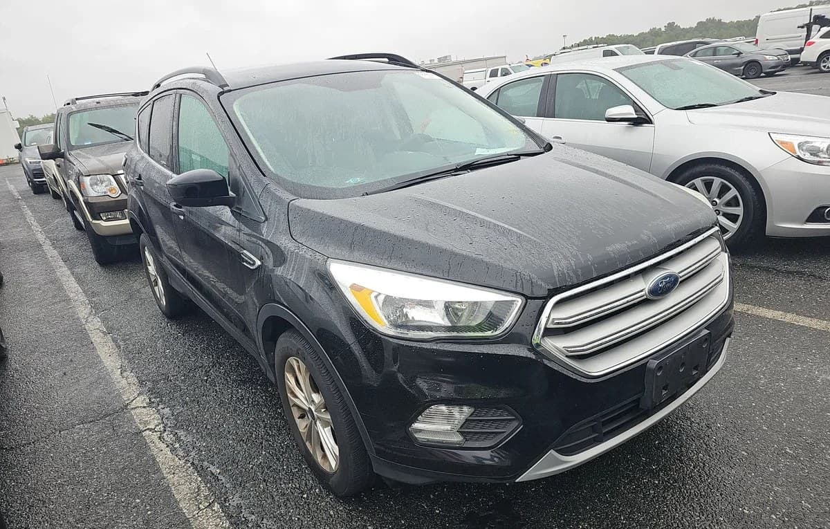 2018 FORD ESCAPE SE 4