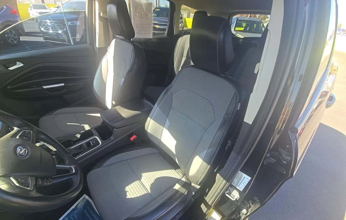 2018 FORD ESCAPE SE 4
