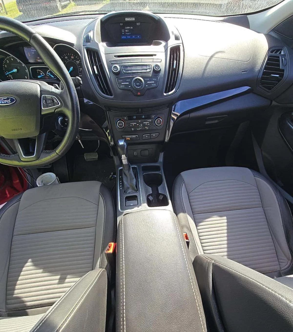 2017 FORD ESCAPE SE 7