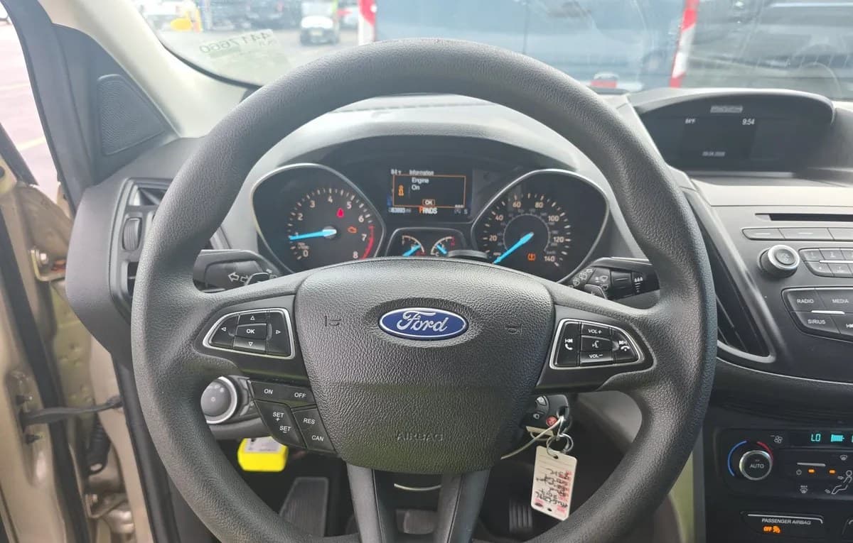 2017 FORD ESCAPE SE 7