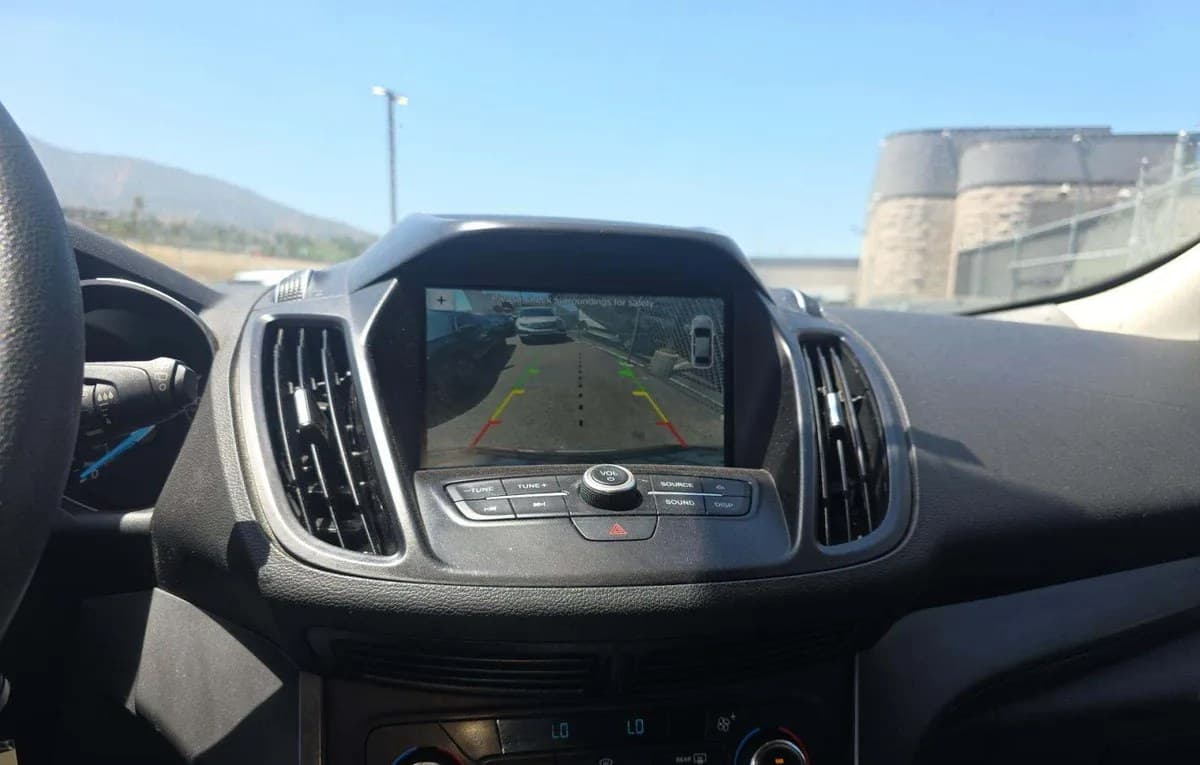 2017 FORD ESCAPE SE 6