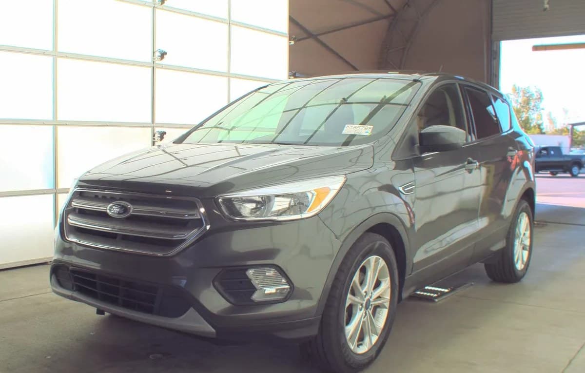 2017 FORD ESCAPE SE 2
