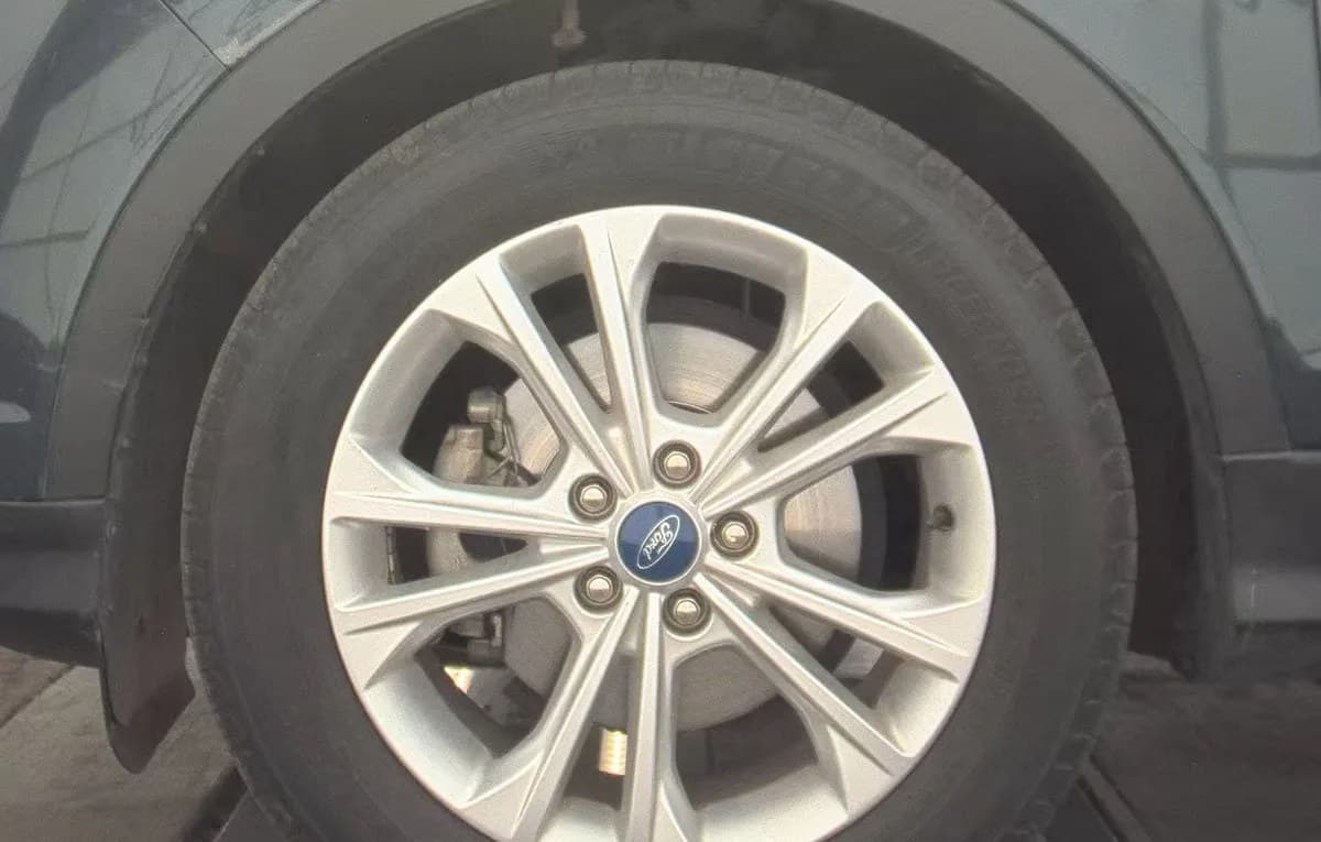 2019 FORD ESCAPE SE 5