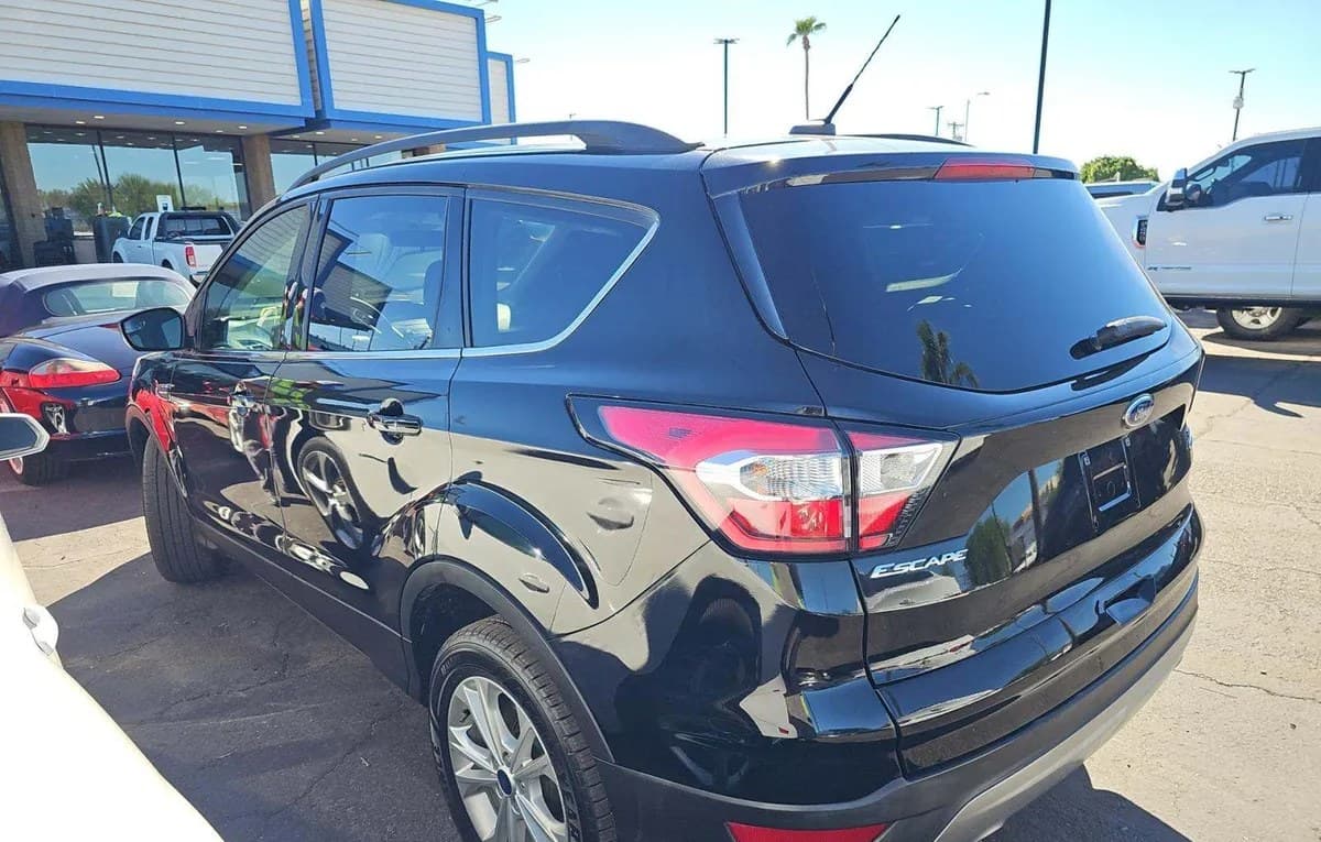 2018 FORD ESCAPE SE 3