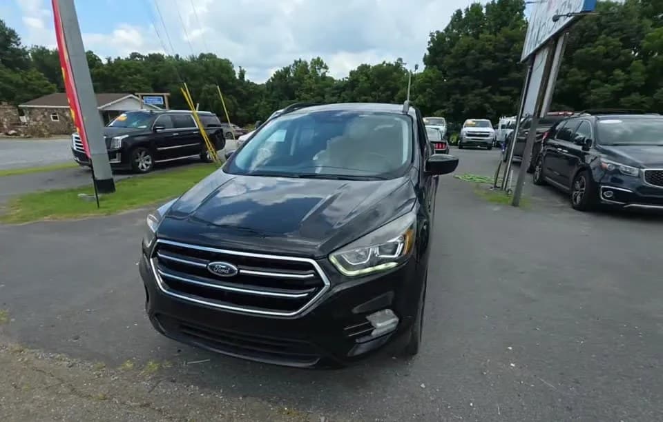 2019 FORD ESCAPE SE 2