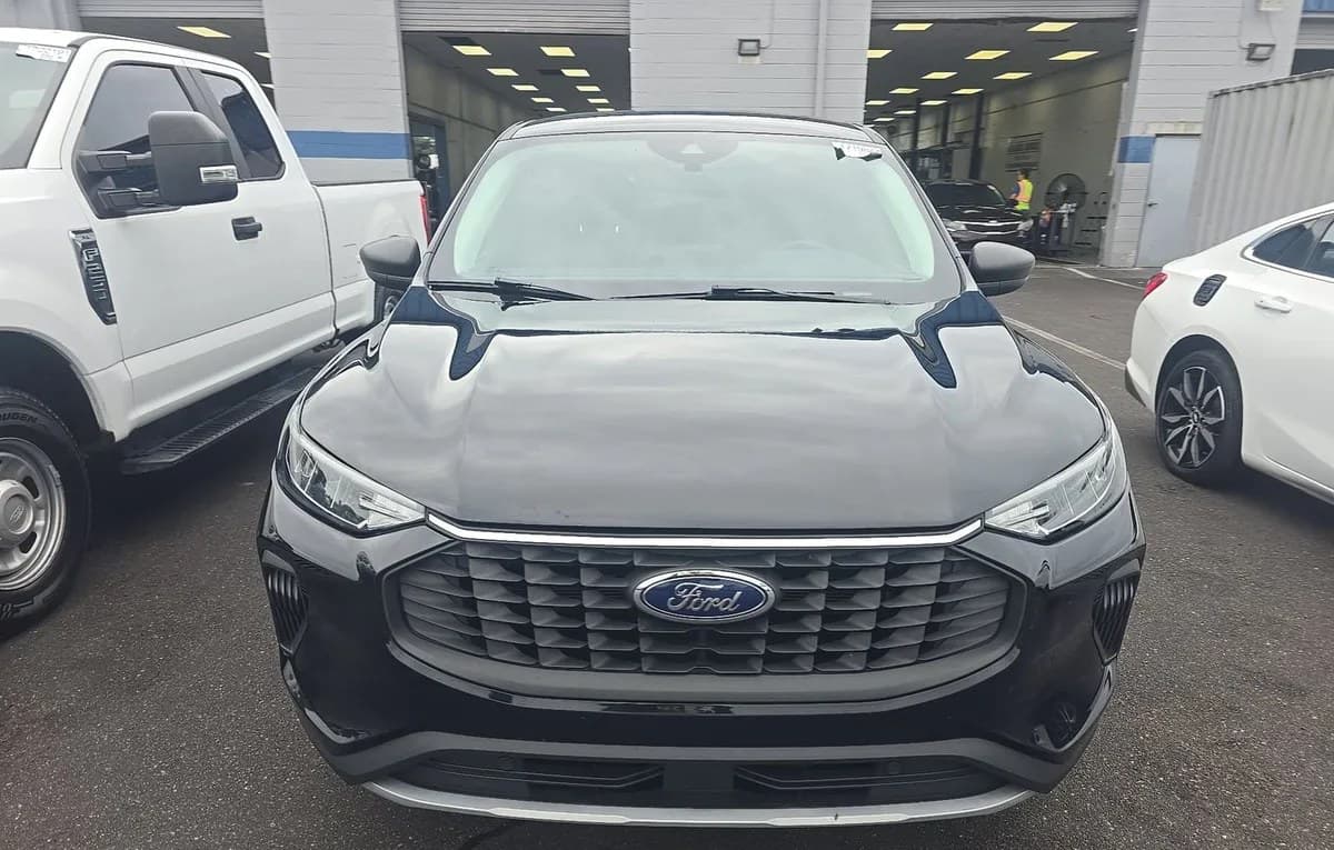 2023 FORD ESCAPE Active 3