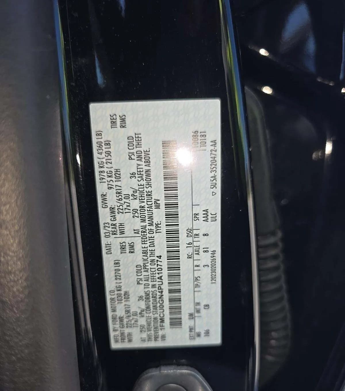 2023 FORD ESCAPE Active 3