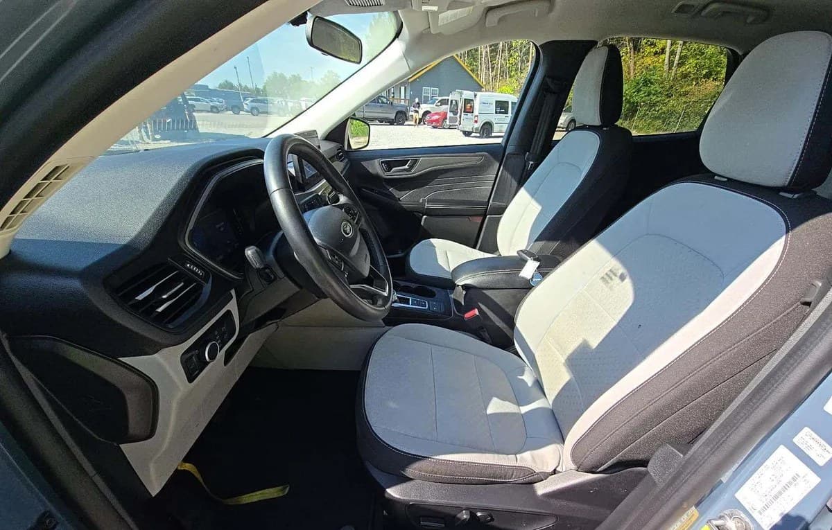 2024 FORD ESCAPE Active 4