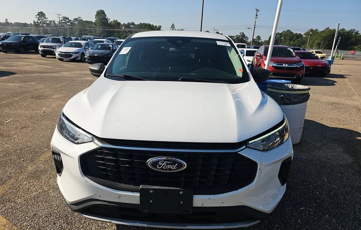 2023 FORD ESCAPE Active 3
