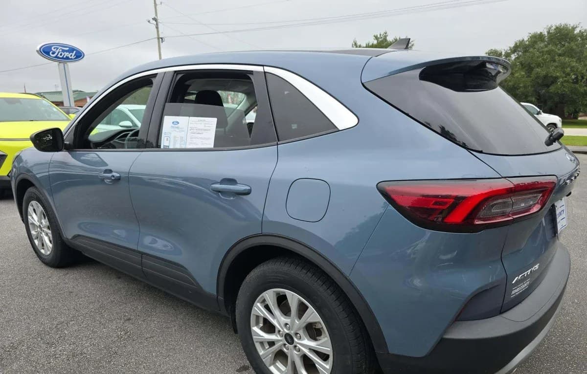 2024 FORD ESCAPE ACTIVE 3