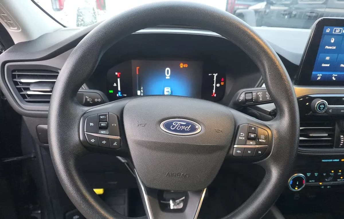 2025 FORD ESCAPE Active 7