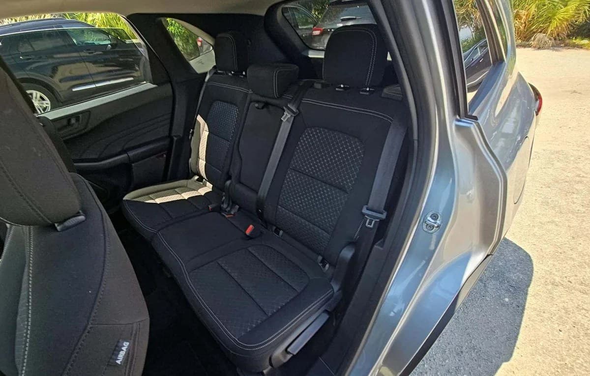 2023 FORD ESCAPE Active 7
