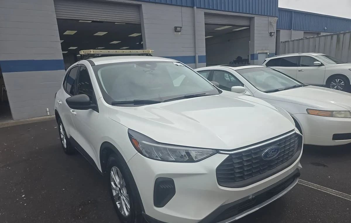 2023 FORD ESCAPE ACTIVE 4